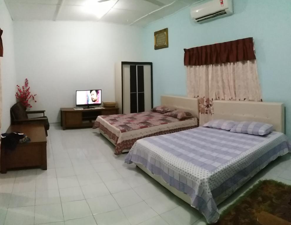 Dhia Irdina Homestay Paya Rewak Buitenkant foto