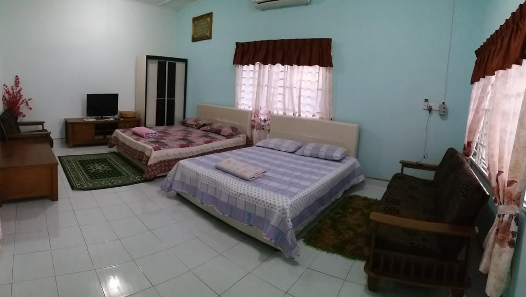 Dhia Irdina Homestay Paya Rewak Buitenkant foto
