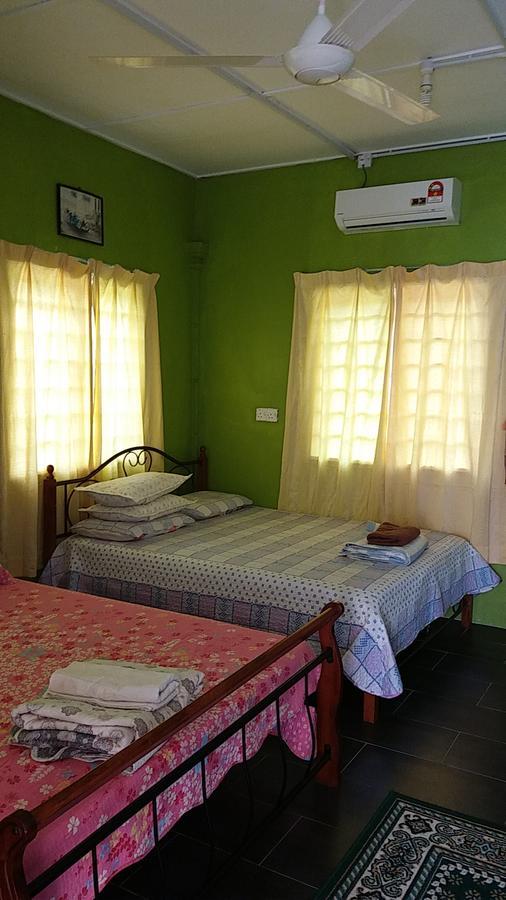 Dhia Irdina Homestay Paya Rewak Buitenkant foto